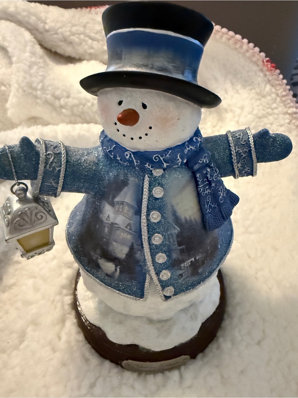 Blue Thomas kinkade Snowman Holiday Figurine with Lantern - Decorative Winter